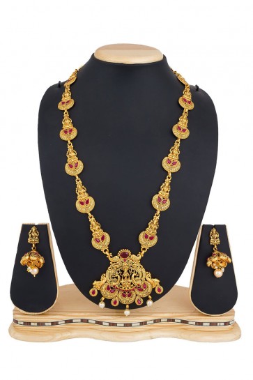Excellent Golden Alloy Necklace Set