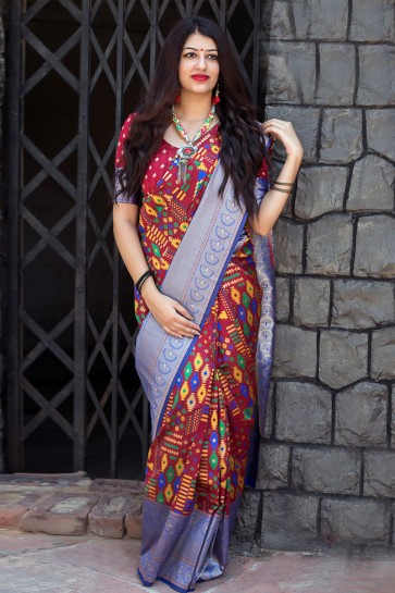 Excellent Red Banarasi Patola Silk Jacquard Work Designer Saree With Banarasi Silk Blouse 