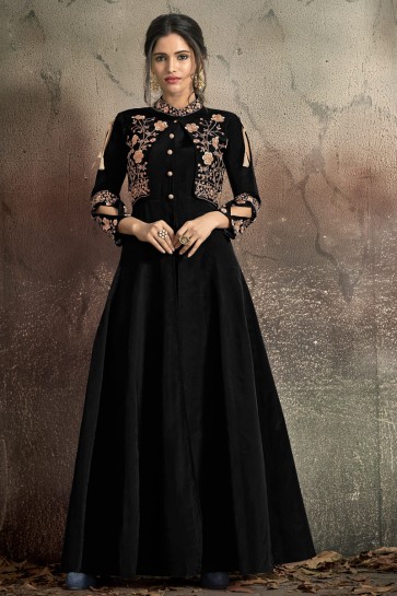 Lovely Tapeta Embroidered Black Designer Gown